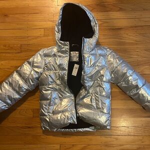 NWT! Gap silver puffer jacket, girls size 8 , nwt,silver shiny